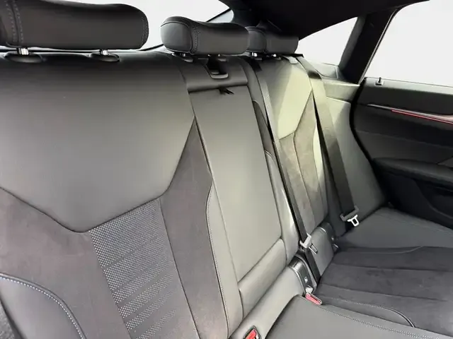 BMW 440