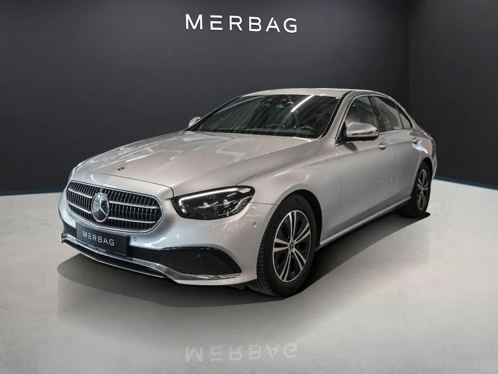 Mercedes-Benz E 220