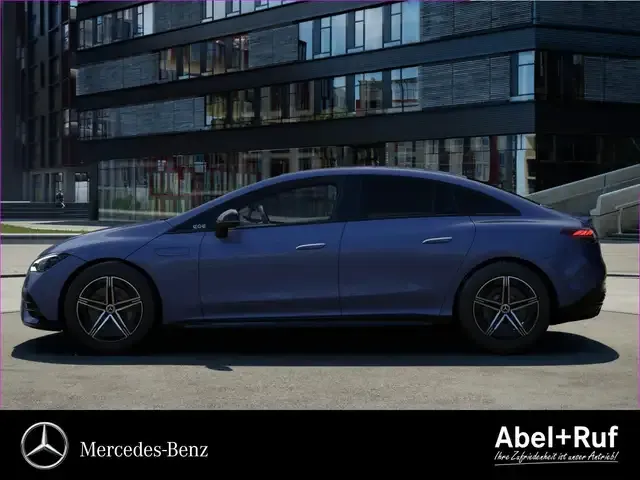 Mercedes-Benz EQE 300