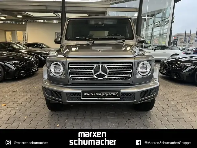Mercedes-Benz G 400
