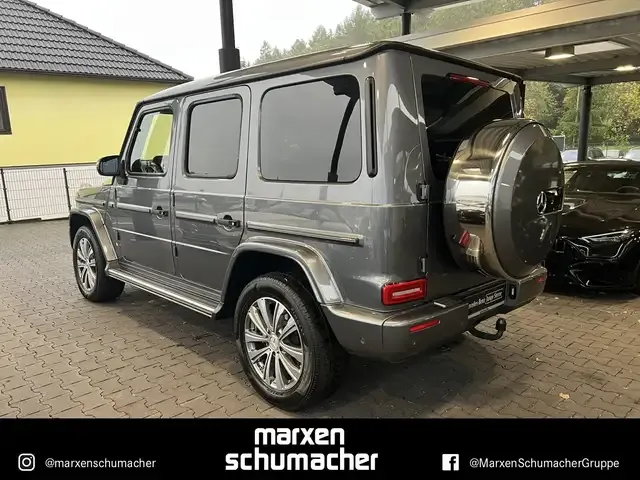 Mercedes-Benz G 400