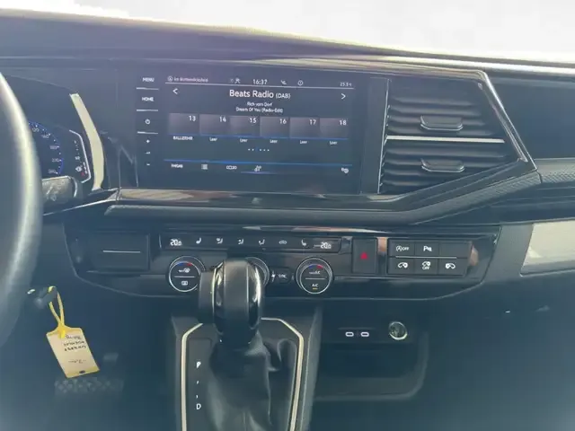 Volkswagen T6.1 Multivan