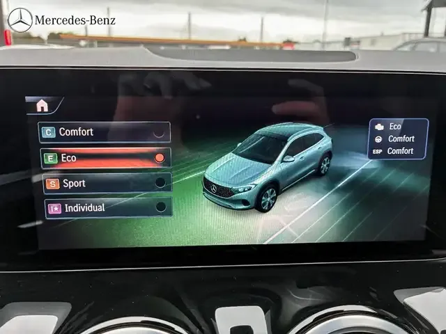 Mercedes-Benz EQA 300