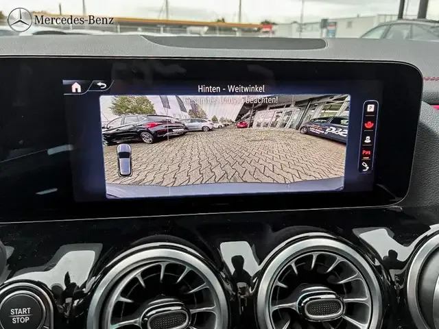 Mercedes-Benz EQA 300