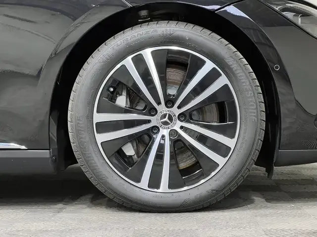 Mercedes-Benz EQE 350