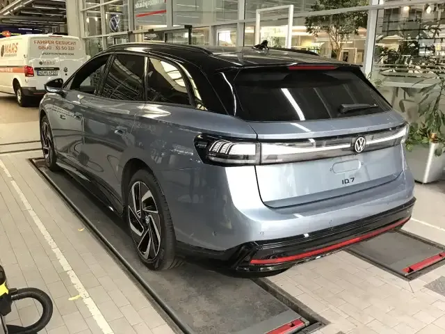 Volkswagen ID.7