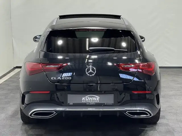 Mercedes-Benz CLA 200