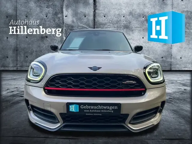MINI John Cooper Works Countryman
