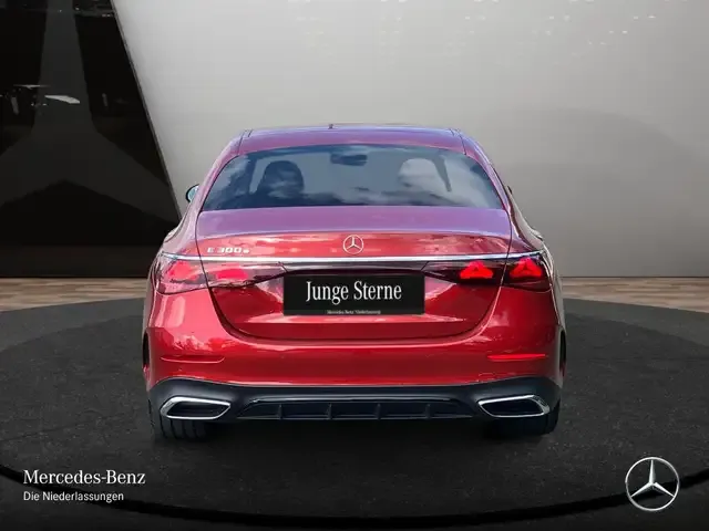 Mercedes-Benz E 300