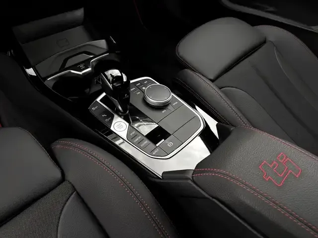 BMW 128