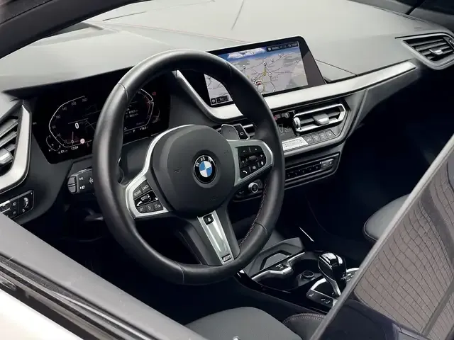 BMW 128