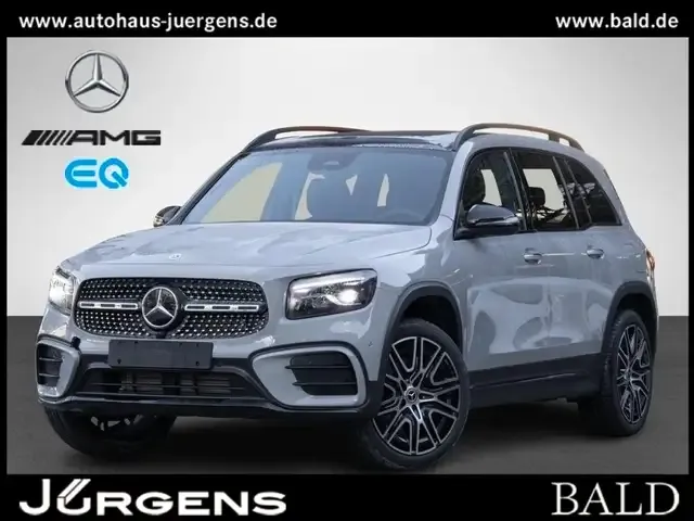 Mercedes-Benz GLB 220