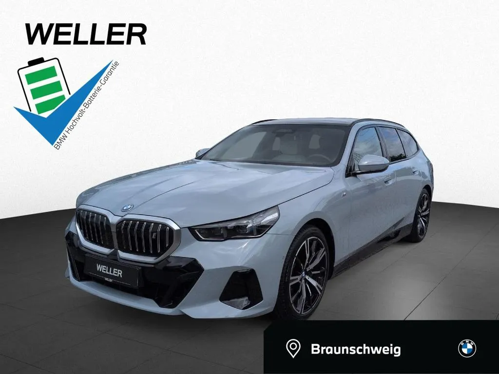 BMW i5