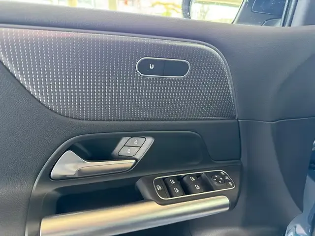 Mercedes-Benz B 250