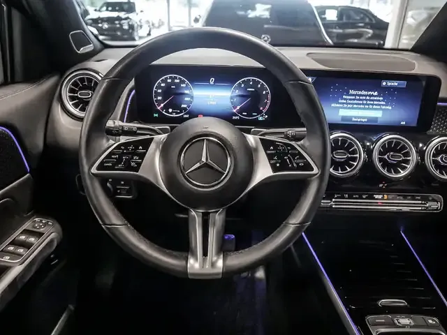 Mercedes-Benz GLB 200