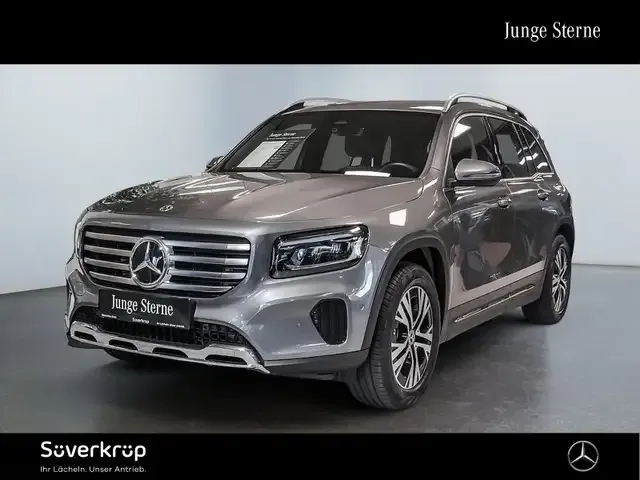 Mercedes-Benz GLB 200