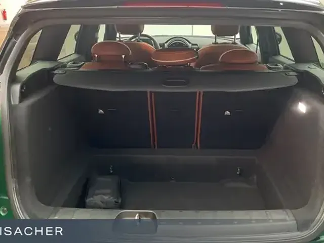 MINI John Cooper Works Clubman