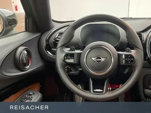 MINI John Cooper Works Clubman