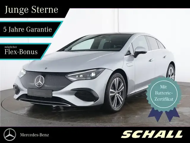 Mercedes-Benz EQE 300