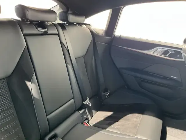 BMW 440