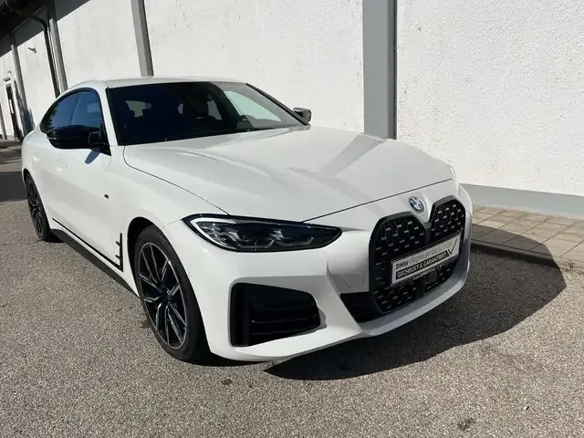 BMW 440