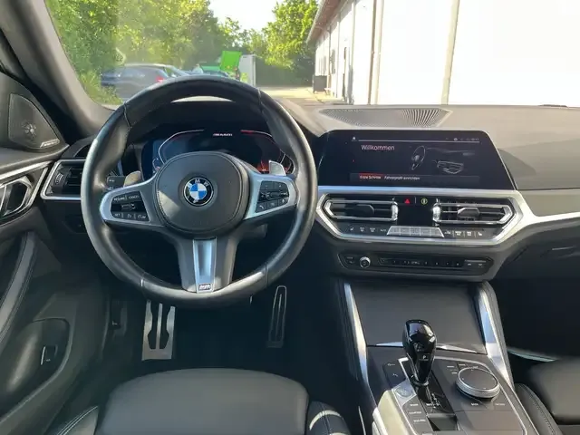 BMW 440