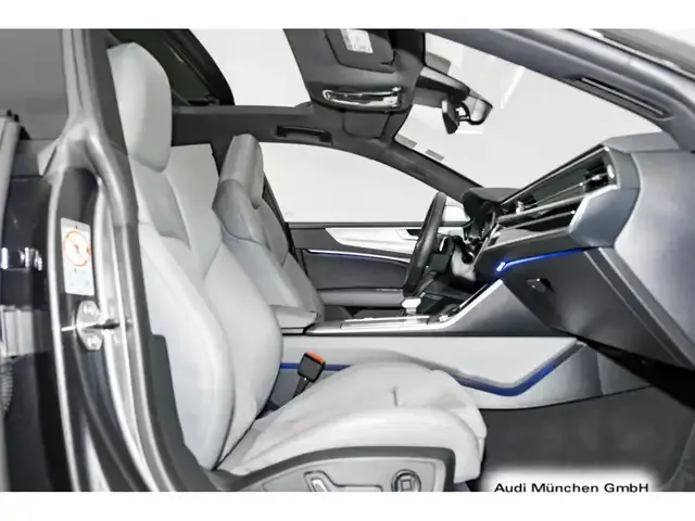 Audi S7