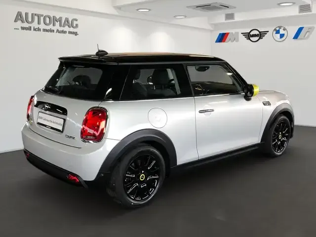 MINI Cooper SE