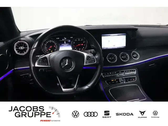 Mercedes-Benz E 200