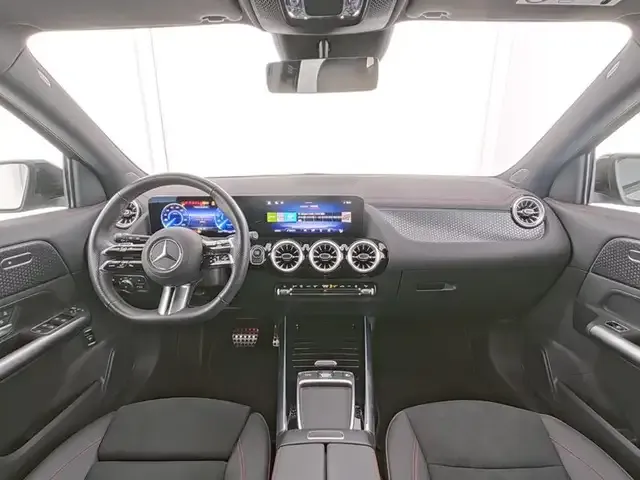 Mercedes-Benz EQA 300