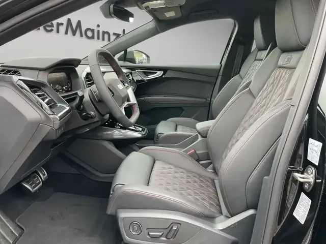 Audi 50