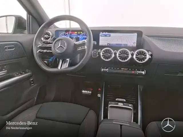 Mercedes-Benz EQA 300