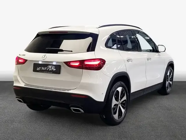 Mercedes-Benz GLA 180