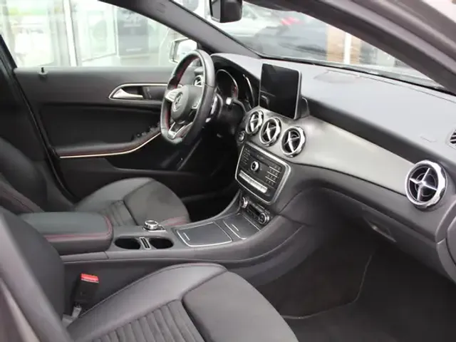 Mercedes-Benz GLA 180
