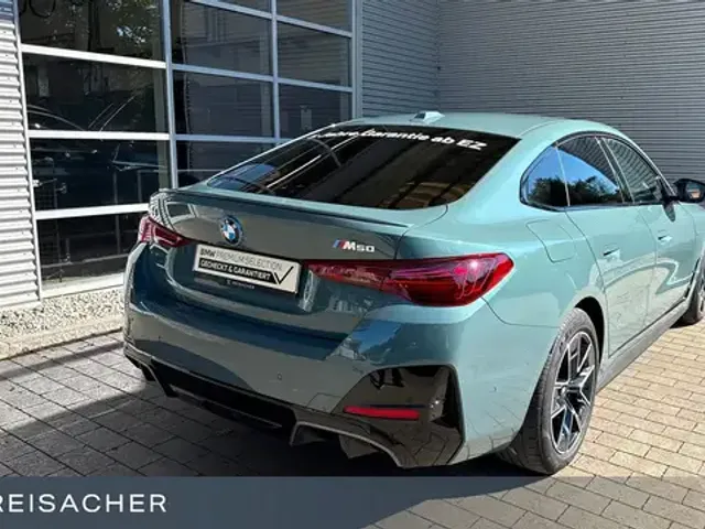 BMW i4