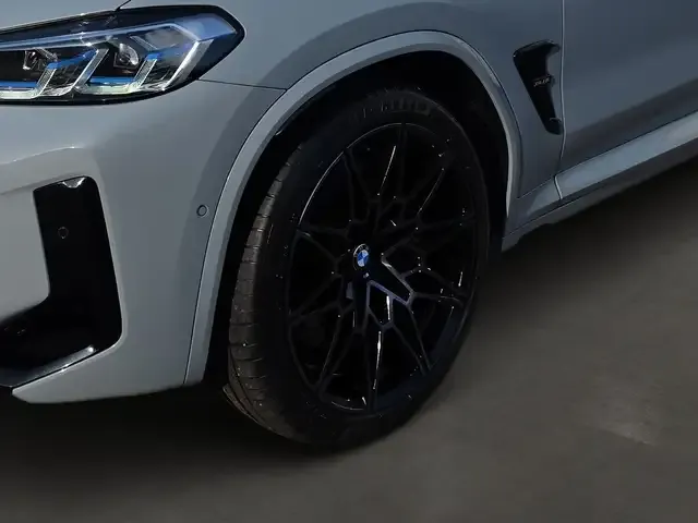 BMW X4 M