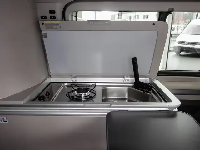 Volkswagen T7 California