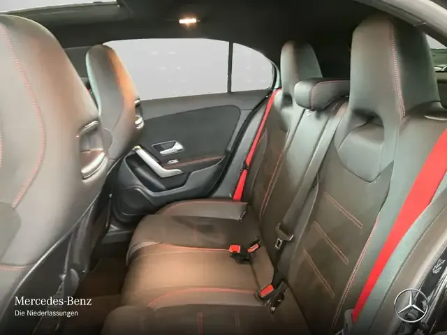 Mercedes-Benz A 45 AMG
