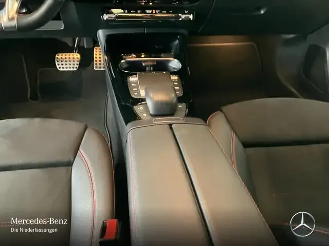 Mercedes-Benz A 45 AMG