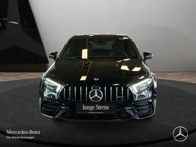Mercedes-Benz A 45 AMG