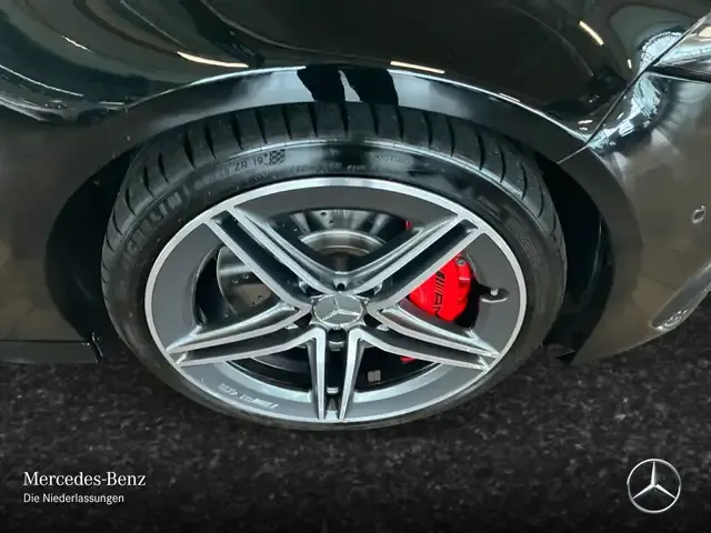 Mercedes-Benz A 45 AMG