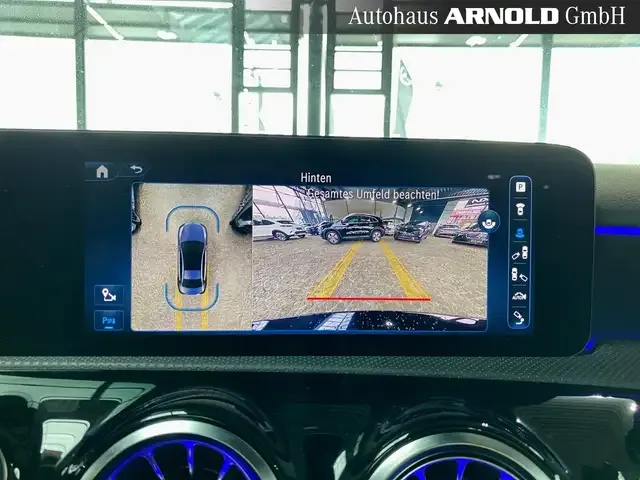 Mercedes-Benz A 220