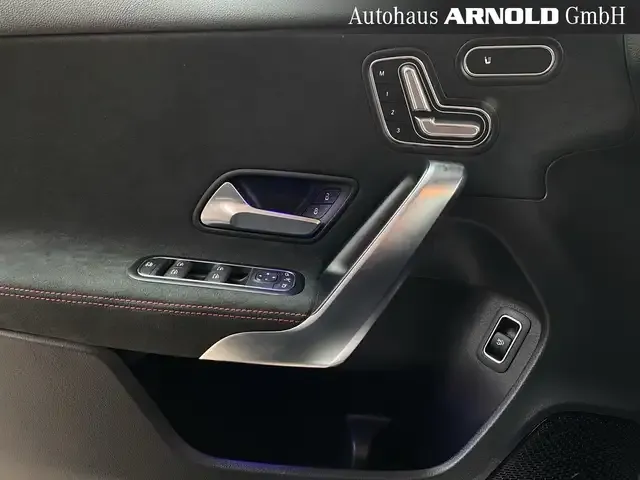 Mercedes-Benz A 220