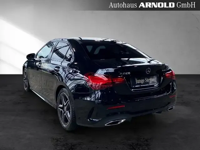Mercedes-Benz A 220