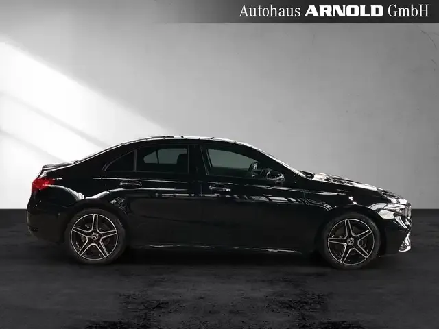 Mercedes-Benz A 220
