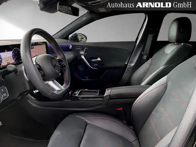 Mercedes-Benz A 220