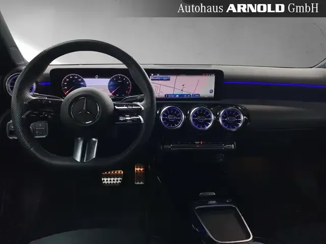 Mercedes-Benz A 220