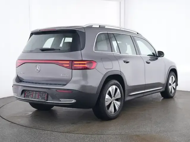 Mercedes-Benz EQB 350