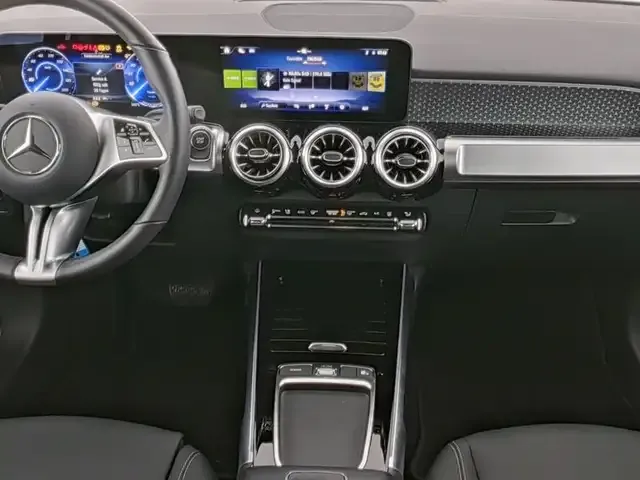 Mercedes-Benz EQB 350