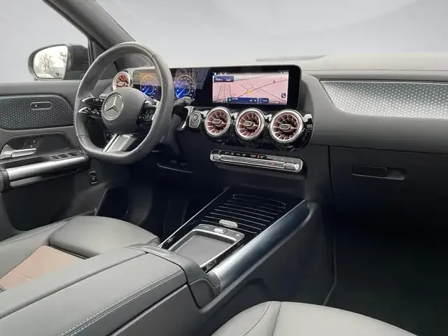 Mercedes-Benz EQA 300